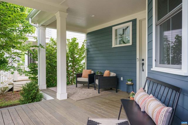 3090 GLEN VALLEY DR, Crozet, VA 22932