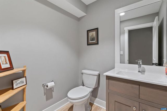 3090 GLEN VALLEY DR, Crozet, VA 22932
