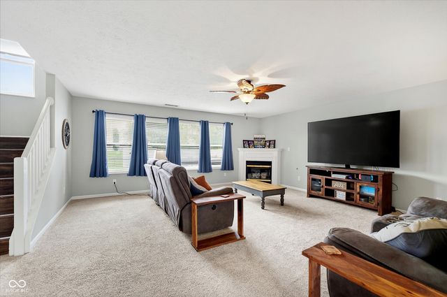 1810 Salina Drive, Avon, IN 46123