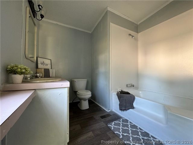 511 Inverary Drive, Raeford, NC 28376