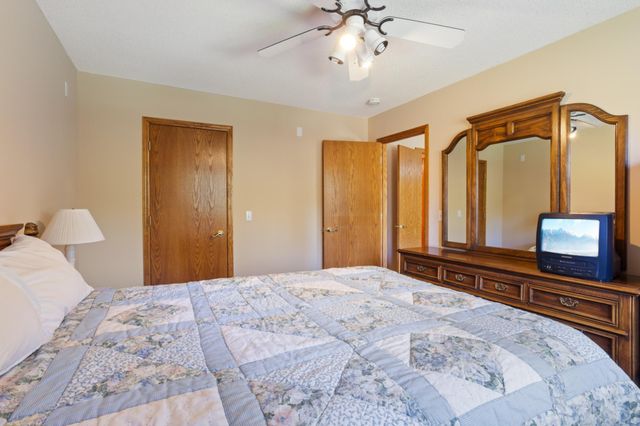 12803 74th Avenue N, Maple Grove, MN 55369
