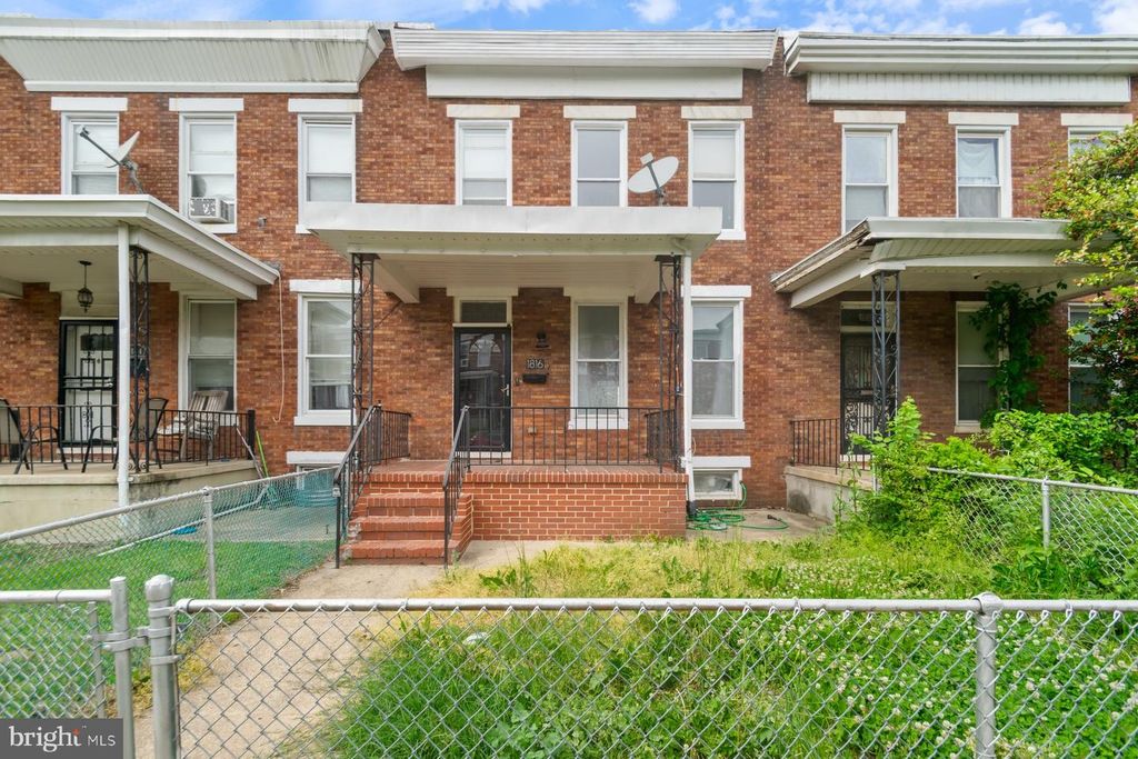 1816 CHILTON ST, Baltimore, MD 21218