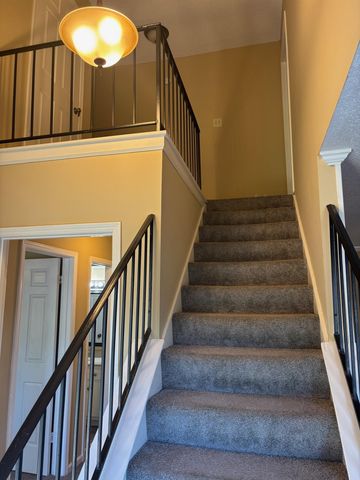 6224 SKYLIGHT DR, Bartlett, TN 38135