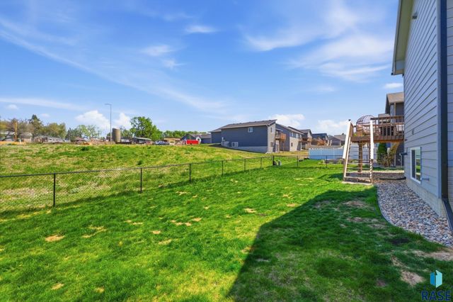 6729 W Viola Ct Court, Sioux Falls, SD 57106