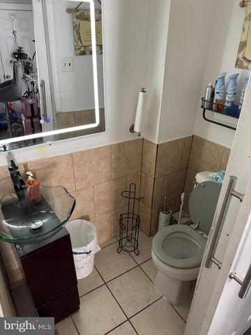 1017 LAWRENCE AVENUE, Darby, PA 19023