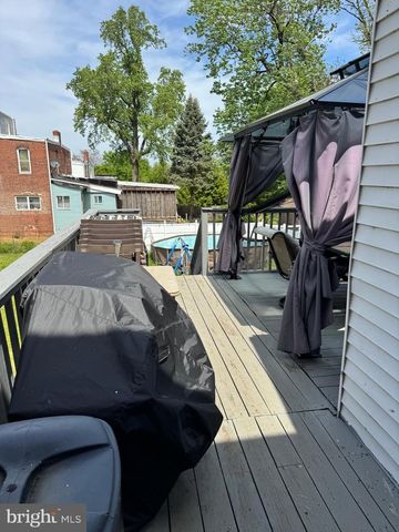 1017 LAWRENCE AVENUE, Darby, PA 19023
