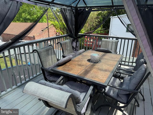 1017 LAWRENCE AVENUE, Darby, PA 19023