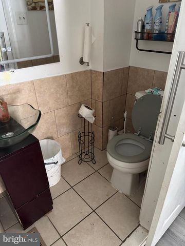 1017 LAWRENCE AVENUE, Darby, PA 19023