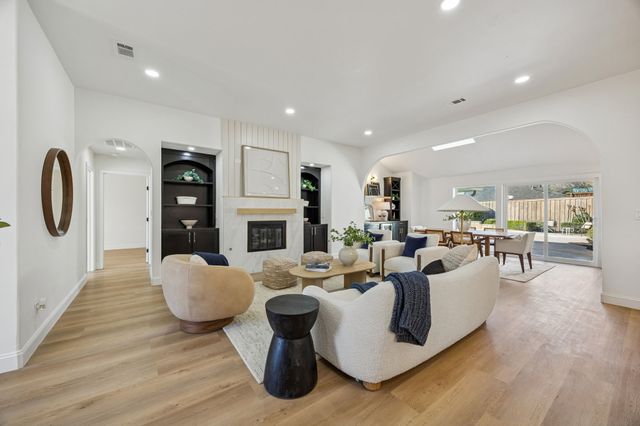 7119 Canongate Drive, Dallas, TX 75248