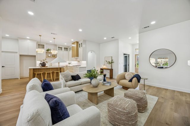 7119 Canongate Drive, Dallas, TX 75248