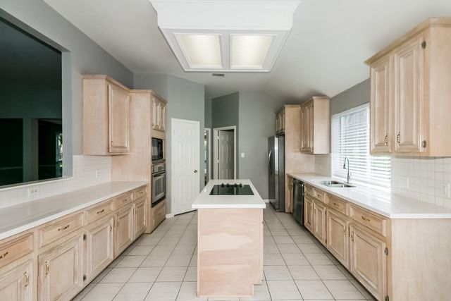 1107 Ellcreek Court, Sugar Land, TX 77479