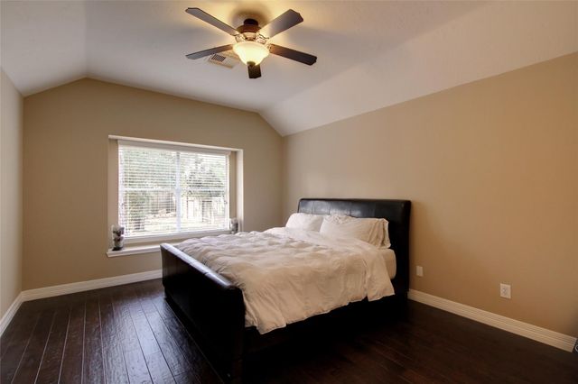 142 Russet Grove Circle, The Woodlands, TX 77384