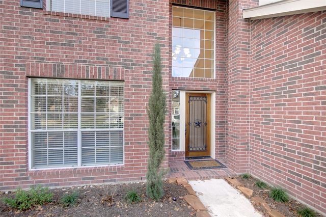 142 Russet Grove Circle, The Woodlands, TX 77384