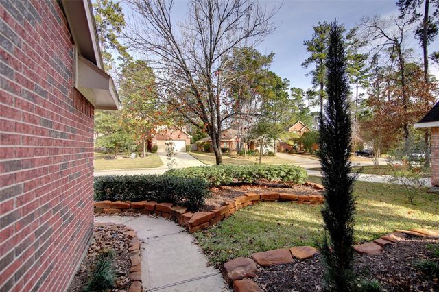142 Russet Grove Circle, The Woodlands, TX 77384