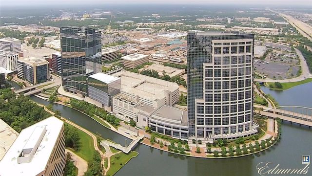 142 Russet Grove Circle, The Woodlands, TX 77384