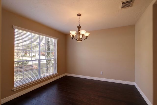 142 Russet Grove Circle, The Woodlands, TX 77384