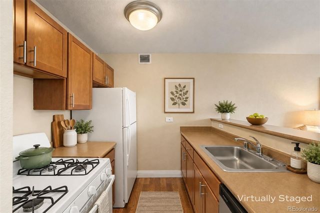 1196 N Grant Street 407, Denver, CO 80203