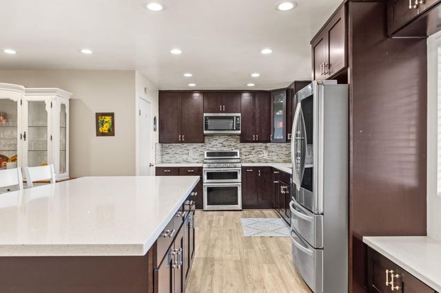 5108 Laurelview Ave, Carmichael, CA 95608