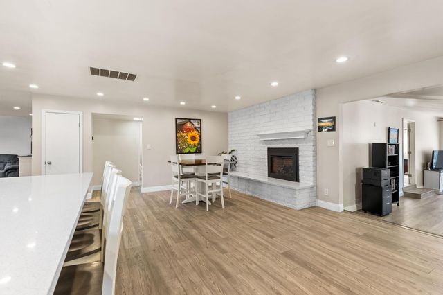 5108 Laurelview Ave, Carmichael, CA 95608