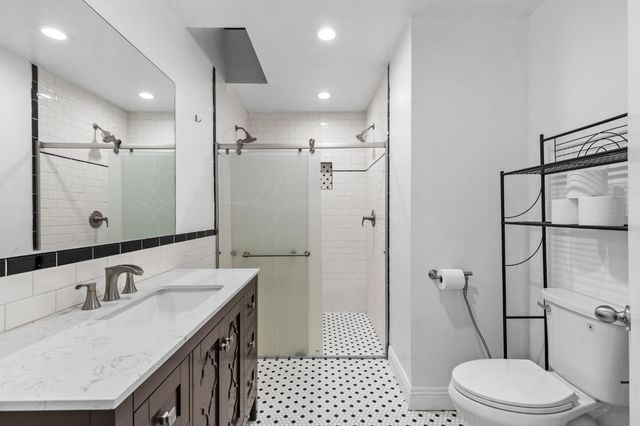 5108 Laurelview Ave, Carmichael, CA 95608