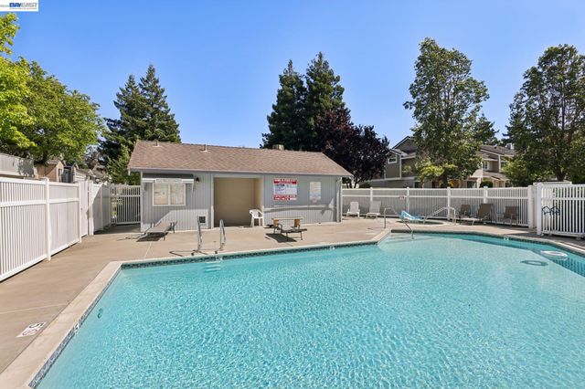 34671 Agree Ter, Fremont, CA 94555