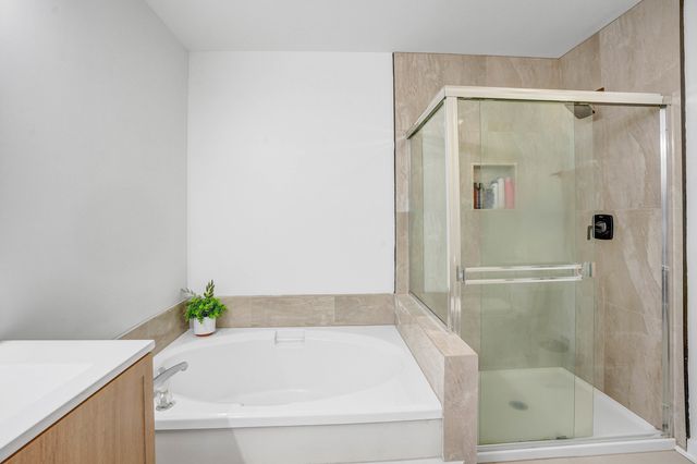 549 Ivory Lane, Bartlett, IL 60103