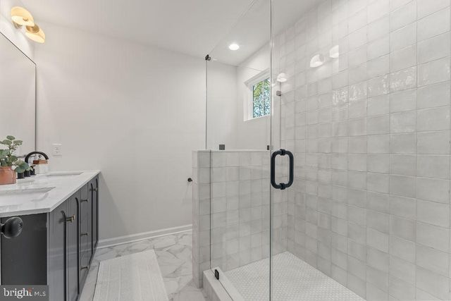 546 PADDOCK LN, Louisa, VA 23093