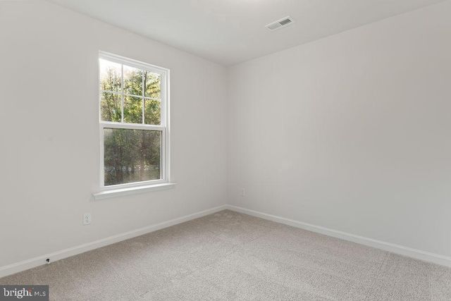 546 PADDOCK LN, Louisa, VA 23093