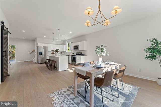 546 PADDOCK LN, Louisa, VA 23093