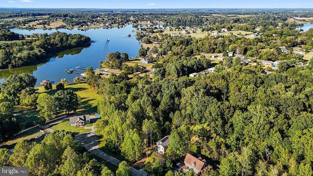 546 PADDOCK LN, Louisa, VA 23093