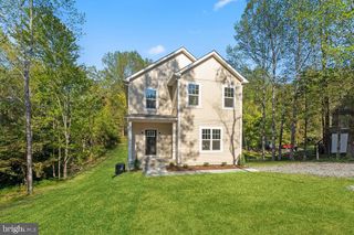 546 PADDOCK LN, Louisa, VA 23093