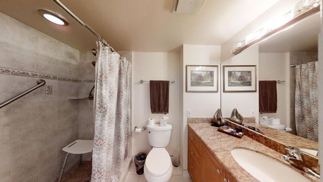 8460 Casa Del Lago E, Boca Raton, FL 33433