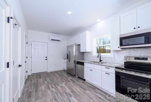 220 & 222 Lower Edgewood Road, Candler, NC 28715