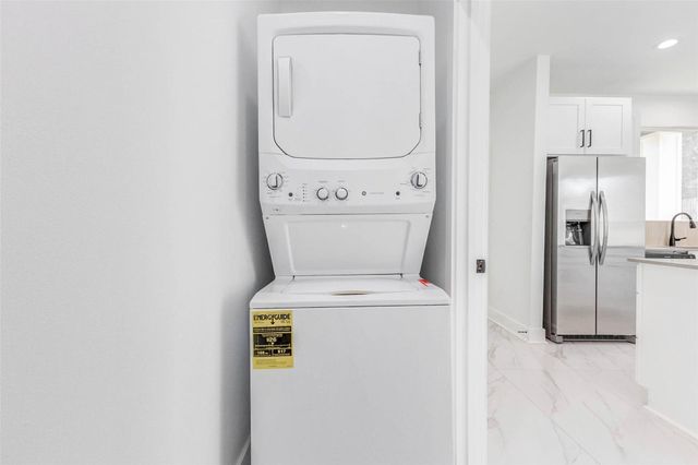 5912 Mayle Street B, Houston, TX 77016