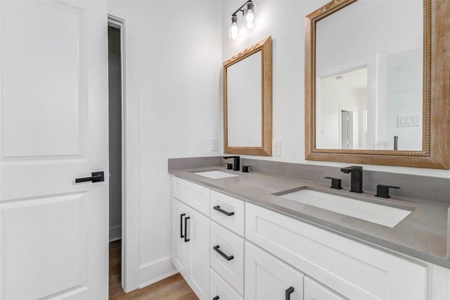 5912 Mayle Street B, Houston, TX 77016