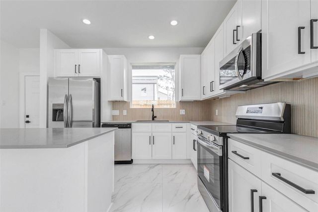 5912 Mayle Street B, Houston, TX 77016