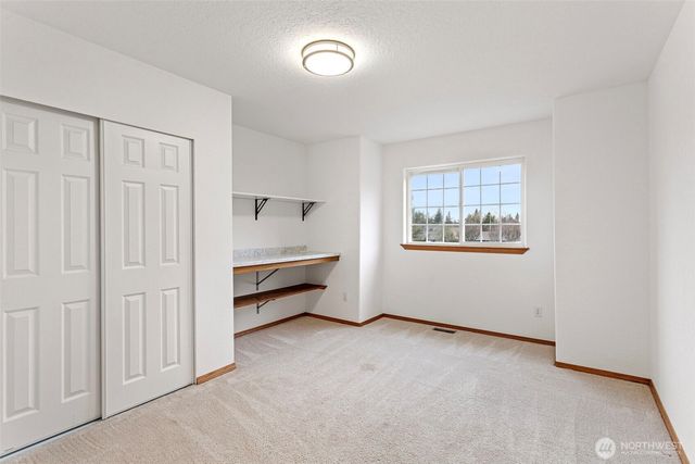 20217 48th Avenue NE, Arlington, WA 98223