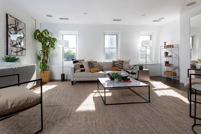 234 W Newton PH, Boston, MA 02116