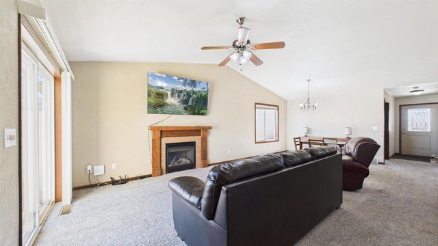 230 BROOKE DRIVE, Omro, WI 54963