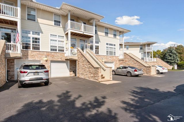 216 Beachwalk Trail, Luna Pier, MI 48157