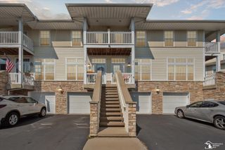 216 Beachwalk Trail, Luna Pier, MI 48157