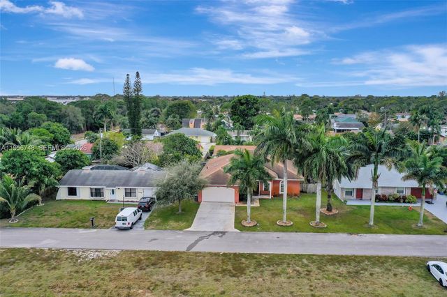 3540 Genevra Ave, Boynton Beach, FL 33436