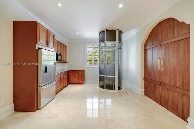 11400 SW 67th Ave, Pinecrest, FL 33156