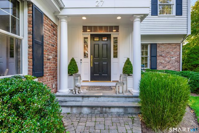 27 Point O Woods Road South, Darien, CT 06820