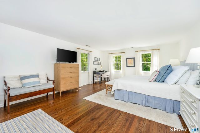 27 Point O Woods Road South, Darien, CT 06820