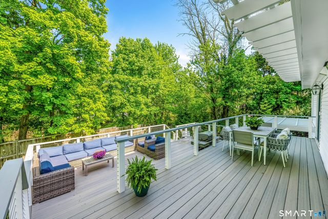 27 Point O Woods Road South, Darien, CT 06820
