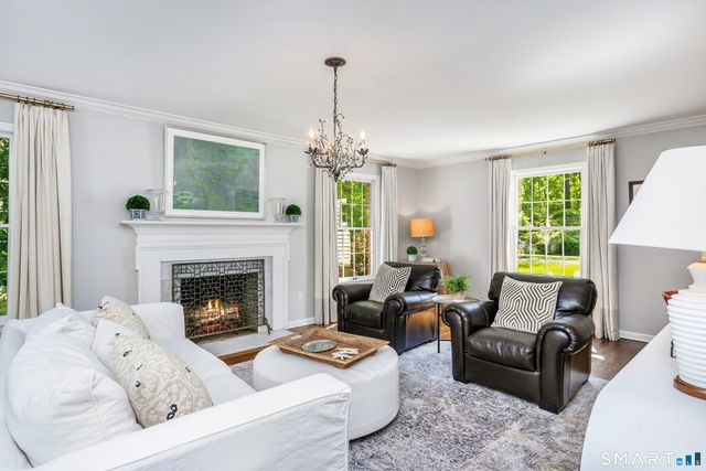 27 Point O Woods Road South, Darien, CT 06820