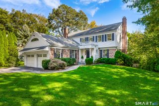 27 Point O Woods Road South, Darien, CT 06820