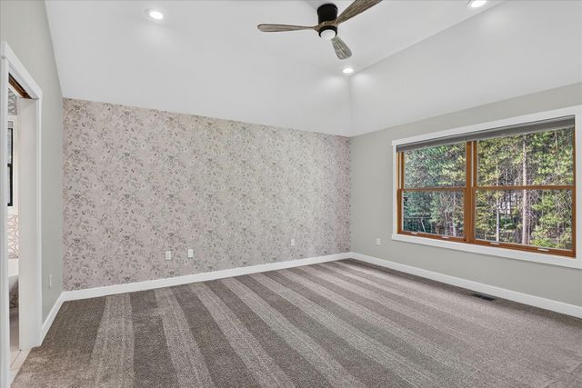 4309 E Pineglen Rd, Mead, WA 99021