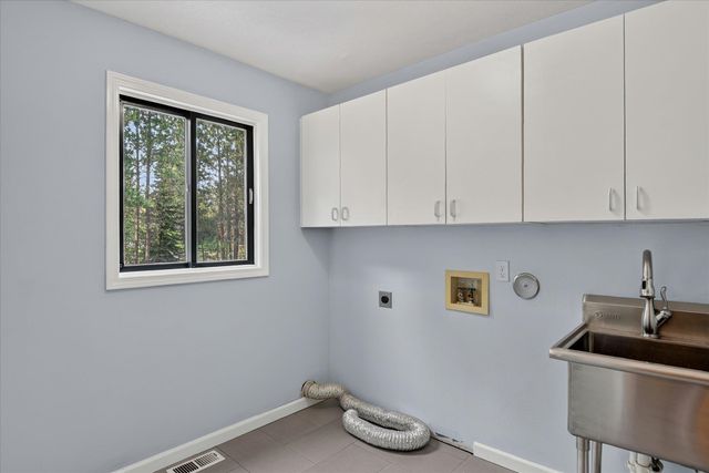 4309 E Pineglen Rd, Mead, WA 99021
